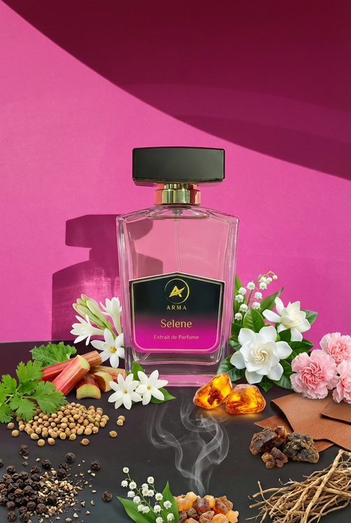 عطر زنانه سلنه از آرما